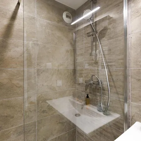 Apartment Upstays Charming T2 Renovated Balcony And Pool *