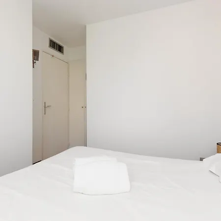 Upstays Charming T2 Renovated Balcony And Pool * קאן