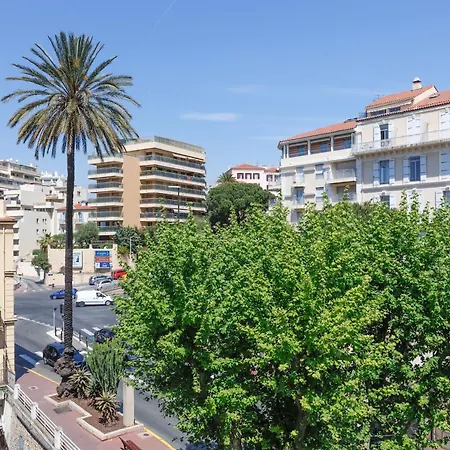 Upstays Charming T2 Renovated Balcony And Pool Cannes